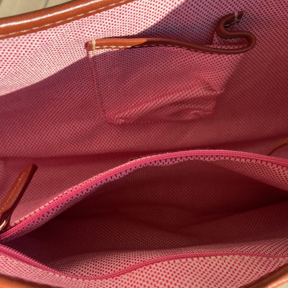 Vintage Dooney & Bourke Purse Red Signature DB Logo Canvas Monogram Hobo Bag - Picture 4 of 5